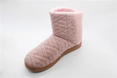 Giày bốt cotton dày ở nhà